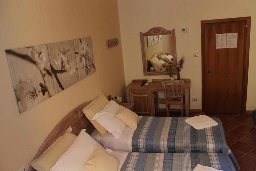 Cicerone Bed and breakfast 3*